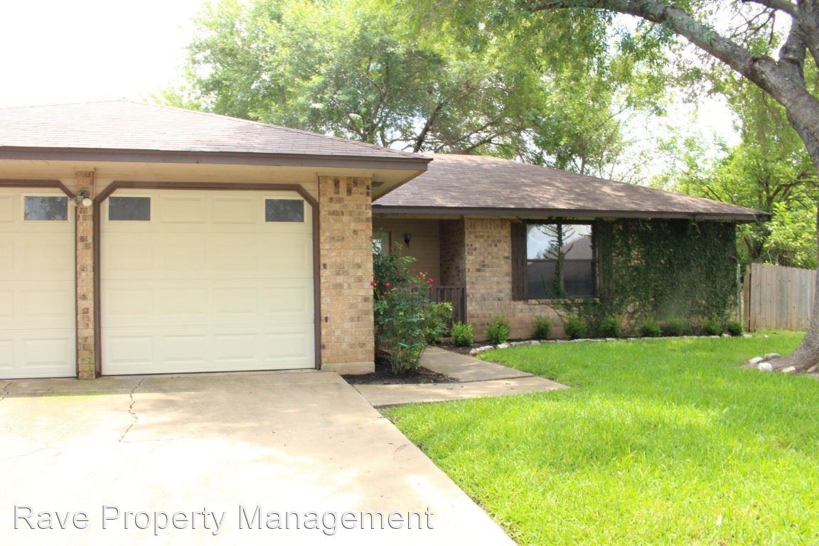 1105 Stratford Cv - Photo 3 of 24