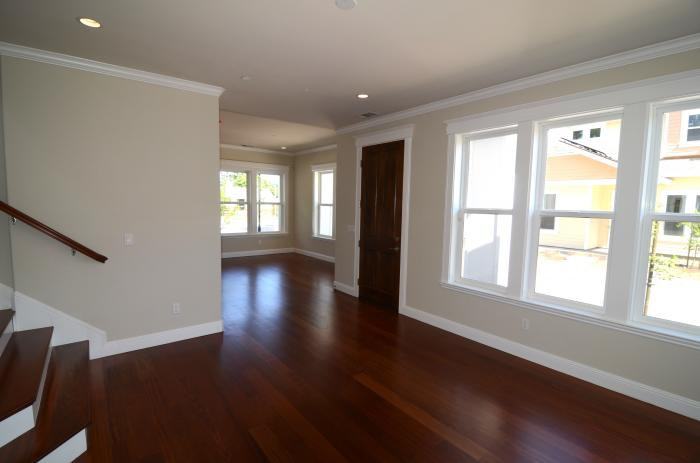 1057 Boranda Ave - Photo 2 of 10