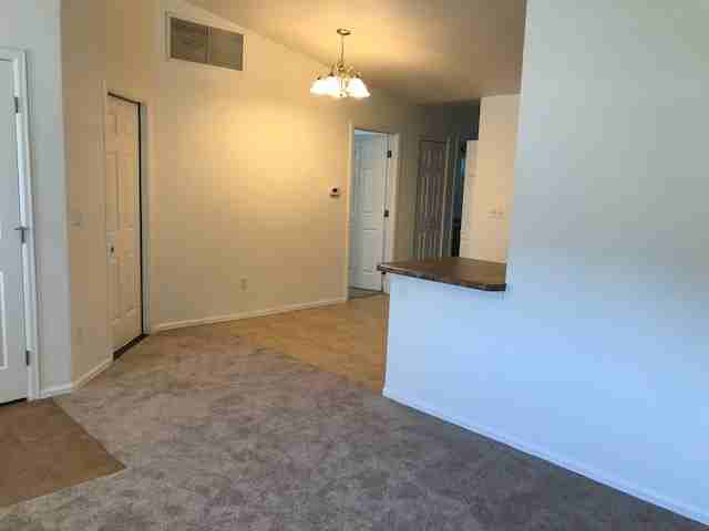 16 Cliff View Ct - Photo 3 of 12