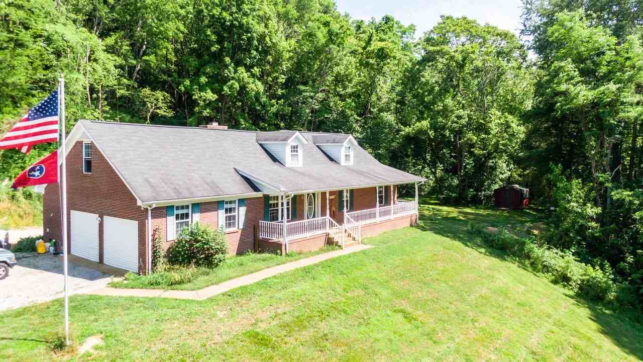 5021 Miller Lake Road - Photo 2 of 19