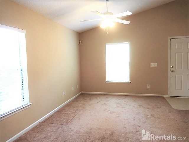 2422 Albacore Ave - Photo 2 of 14