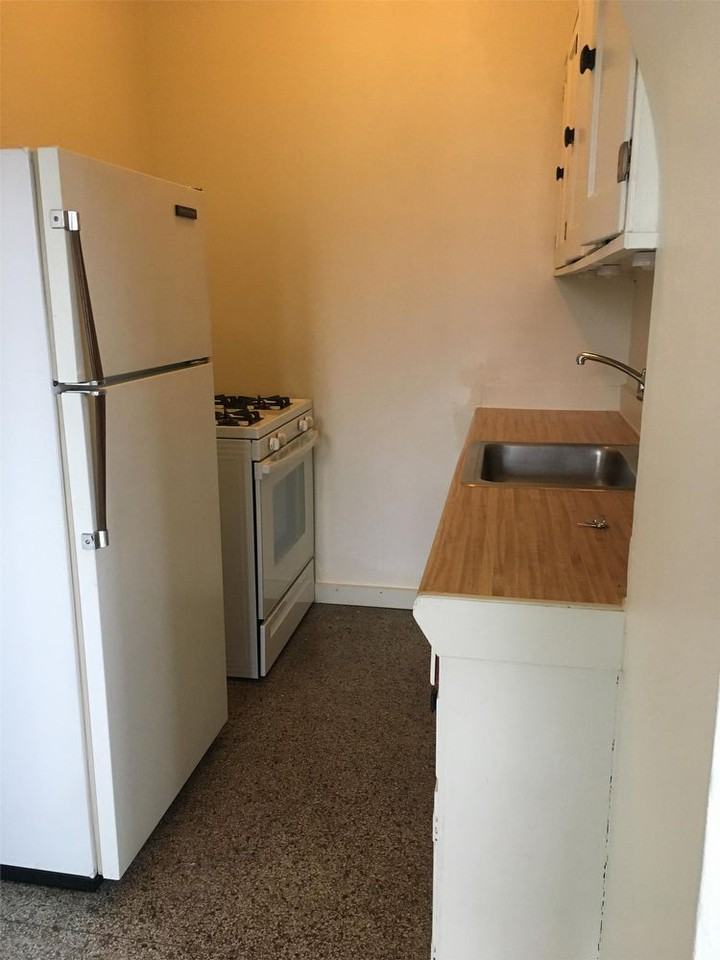 425 S Monroe Ave - 1f - Photo 2 of 12