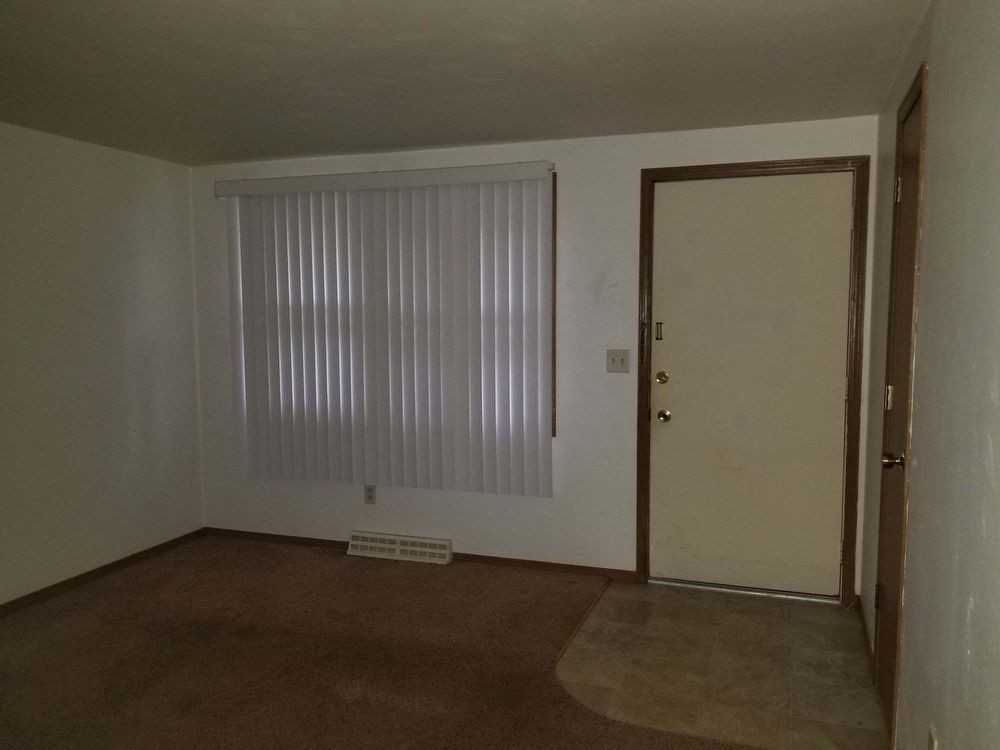 1836 14th Ave - Photo 2 of 9