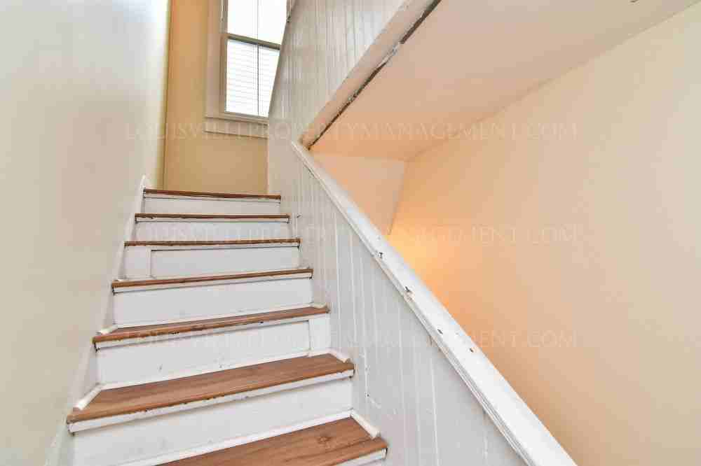 221 Pope Street - 3 - Photo 3 of 29