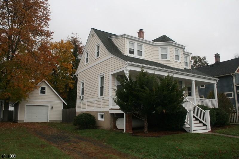 7 Spring St - Photo 2 of 13