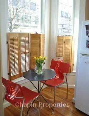 32 Bigelow St A - Photo 3 of 31