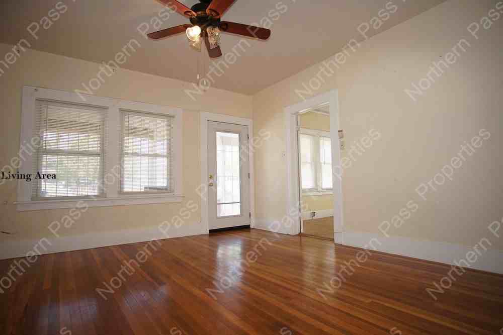 2804 Grant Ave - Photo 3 of 18