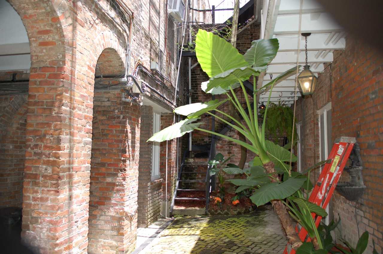 514 Madison Street - Photo 2 of 4