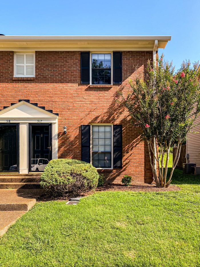 517 Brentwood Pt