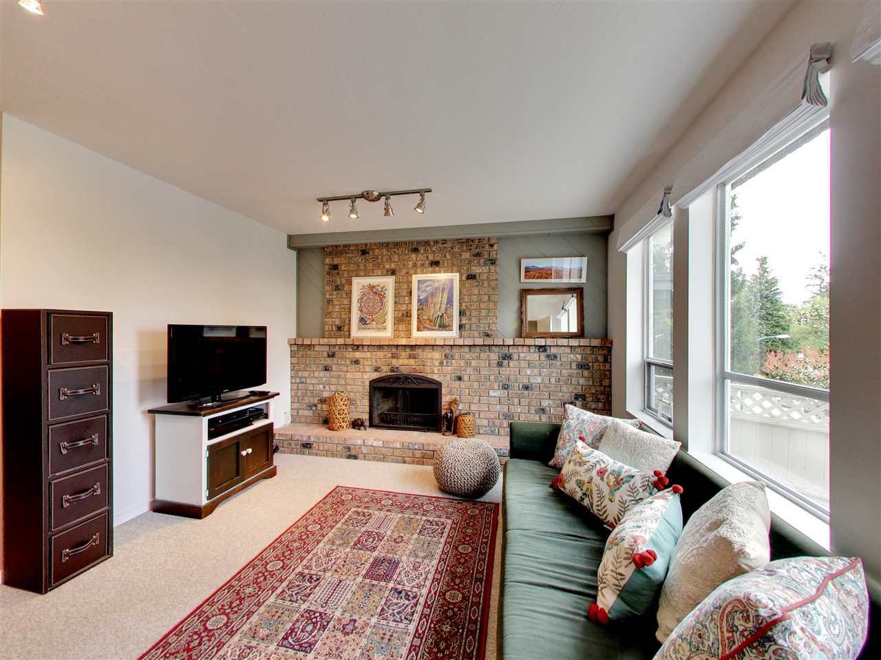 510 Braemar Road East - Photo 2 of 13