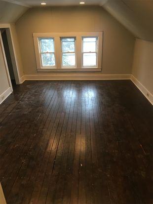 747 Amherst St - Photo 3 of 9