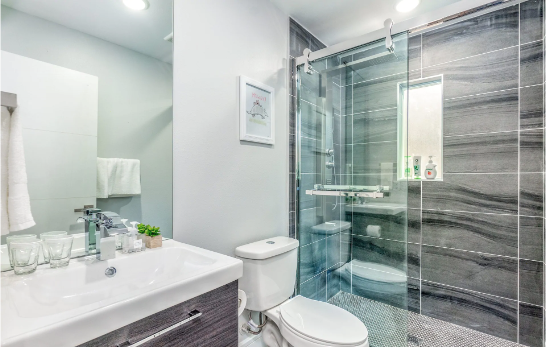 1415 Bennett Avenue - Photo 3 of 9