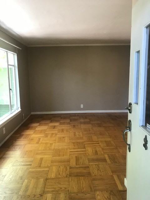 5758 Thornhill Dr - Photo 2 of 14