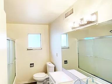 3333 Alta Arden Expressway - Photo 3 of 7