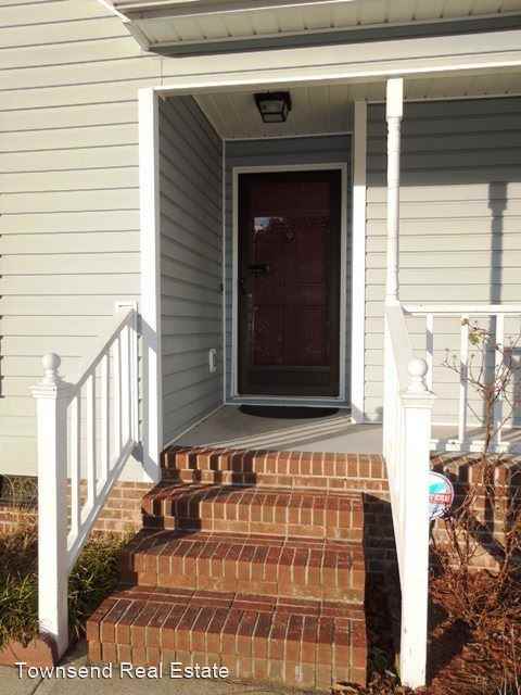 7212 Avila Dr - Photo 3 of 18