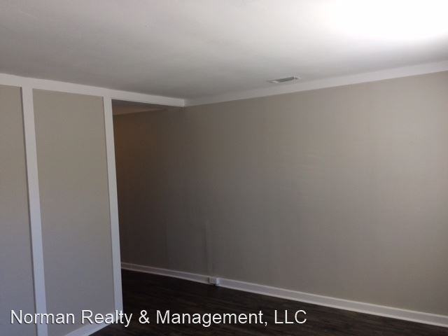 976 Live Oak Street - Photo 3 of 14