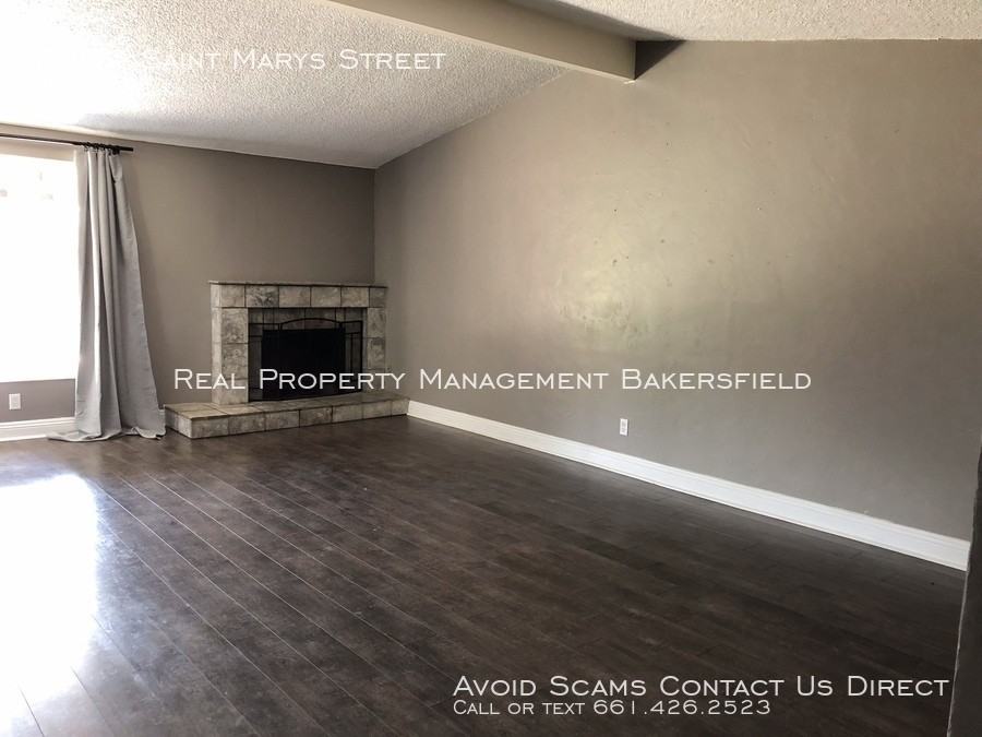 2709 Saint Marys St - Photo 3 of 5