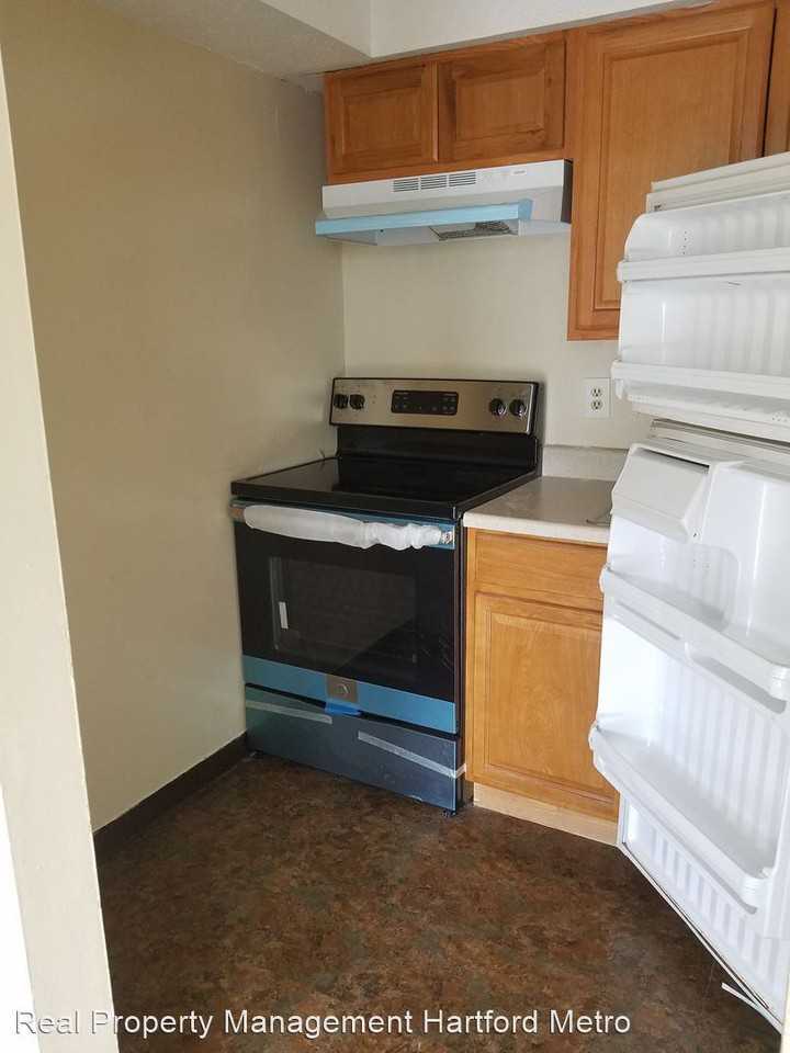 5-7 Warner St Ext - Photo 2 of 13