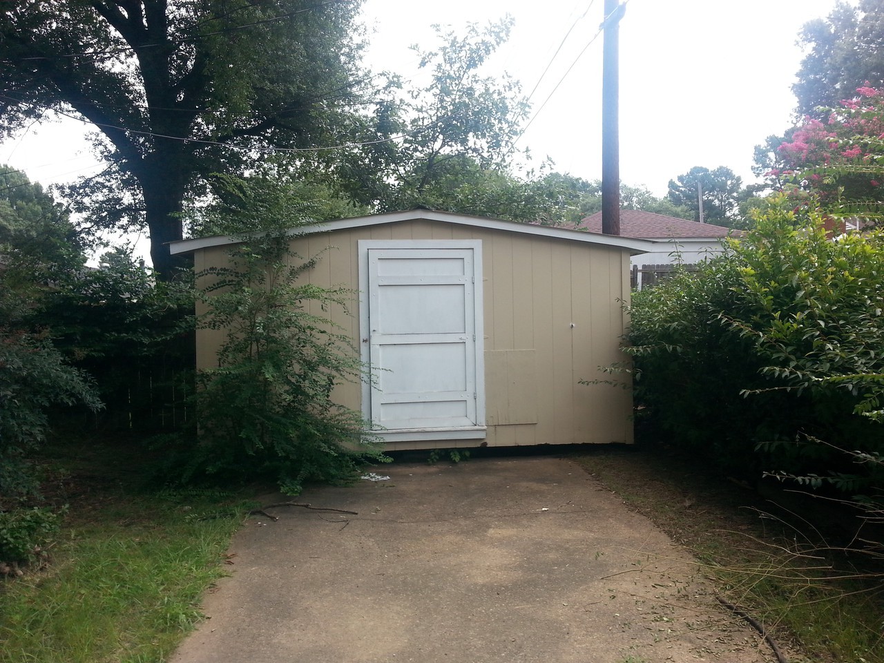 3358 Boxdale St - Photo 2 of 24