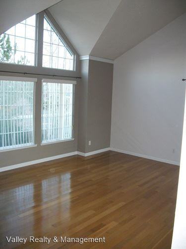 1858 Walker Dr - Photo 2 of 6