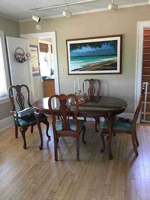 1222 Scheffer Ave - Photo 2 of 17