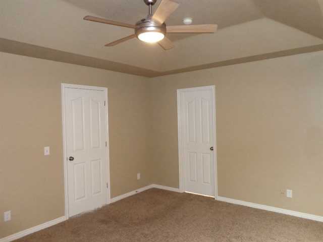 7606 S Bridle Creek Dr - Photo 2 of 12