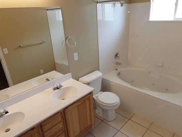 7606 S Bridle Creek Dr - Photo 3 of 12