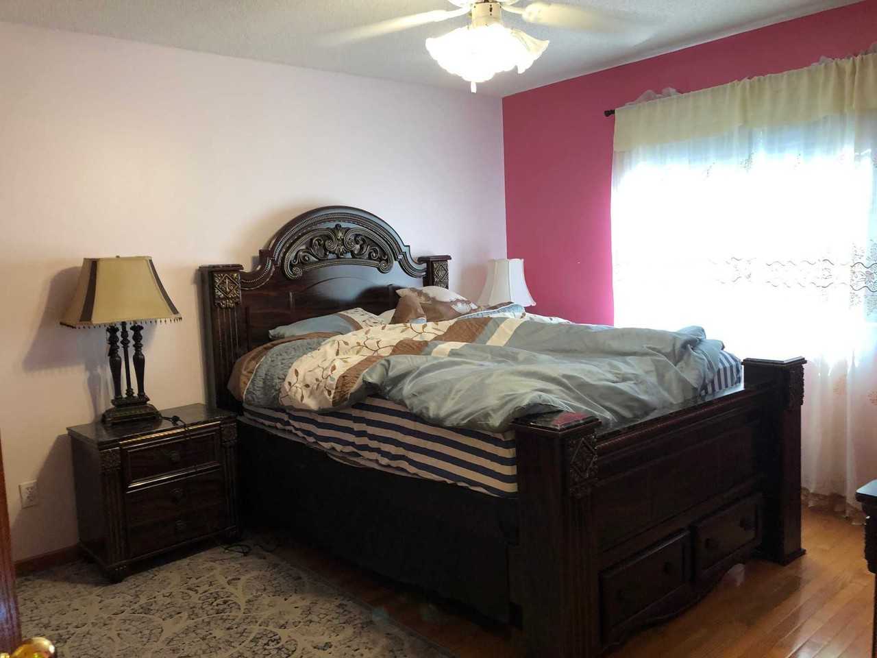 4466 London Ln Nw - Photo 3 of 36