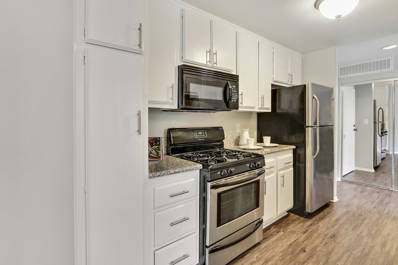 Keswick Avenue - Photo 4 of 38