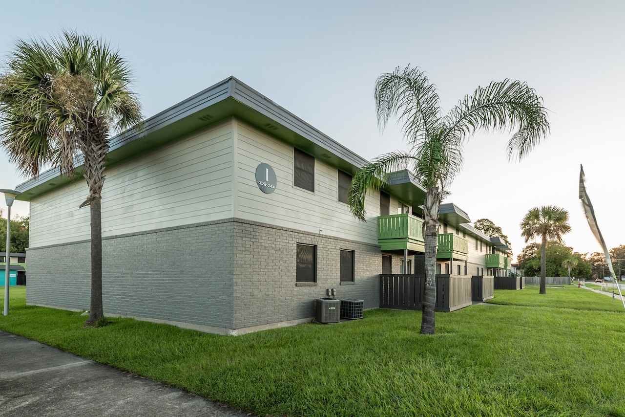 Flats on Walters Apartments - Photo 2 of 30