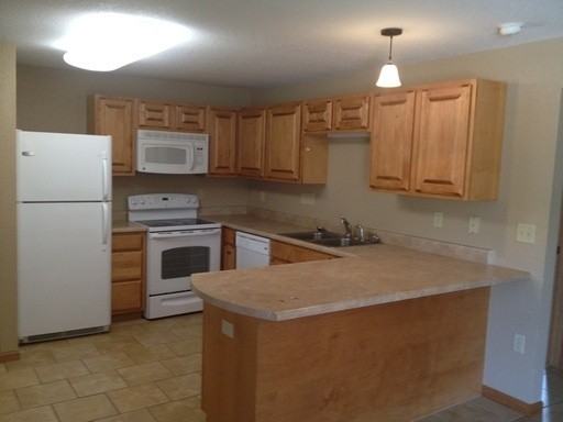 217 Ohio St - Photo 3 of 7