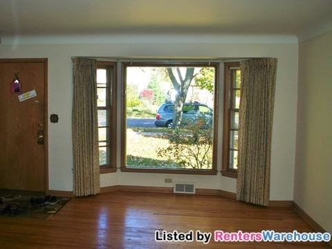 1006 Van Buren Ave - Photo 2 of 15