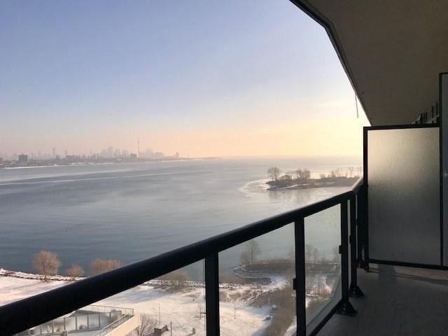 39 Annie Craig Drive #1411