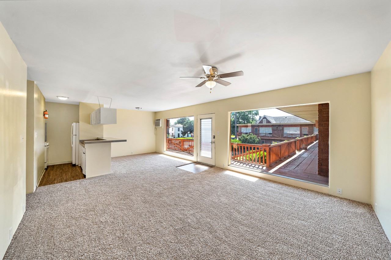 Eastwood Villas Apartments 4320 Leeland Street, Houston, TX 77023