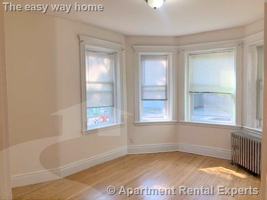 featured image of 72 Kirkland St #1