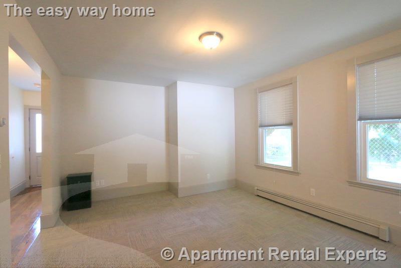109 Winter St - Photo 5 of 37