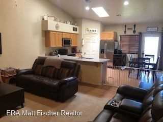9207 E 31st Ln - Photo 3 of 9