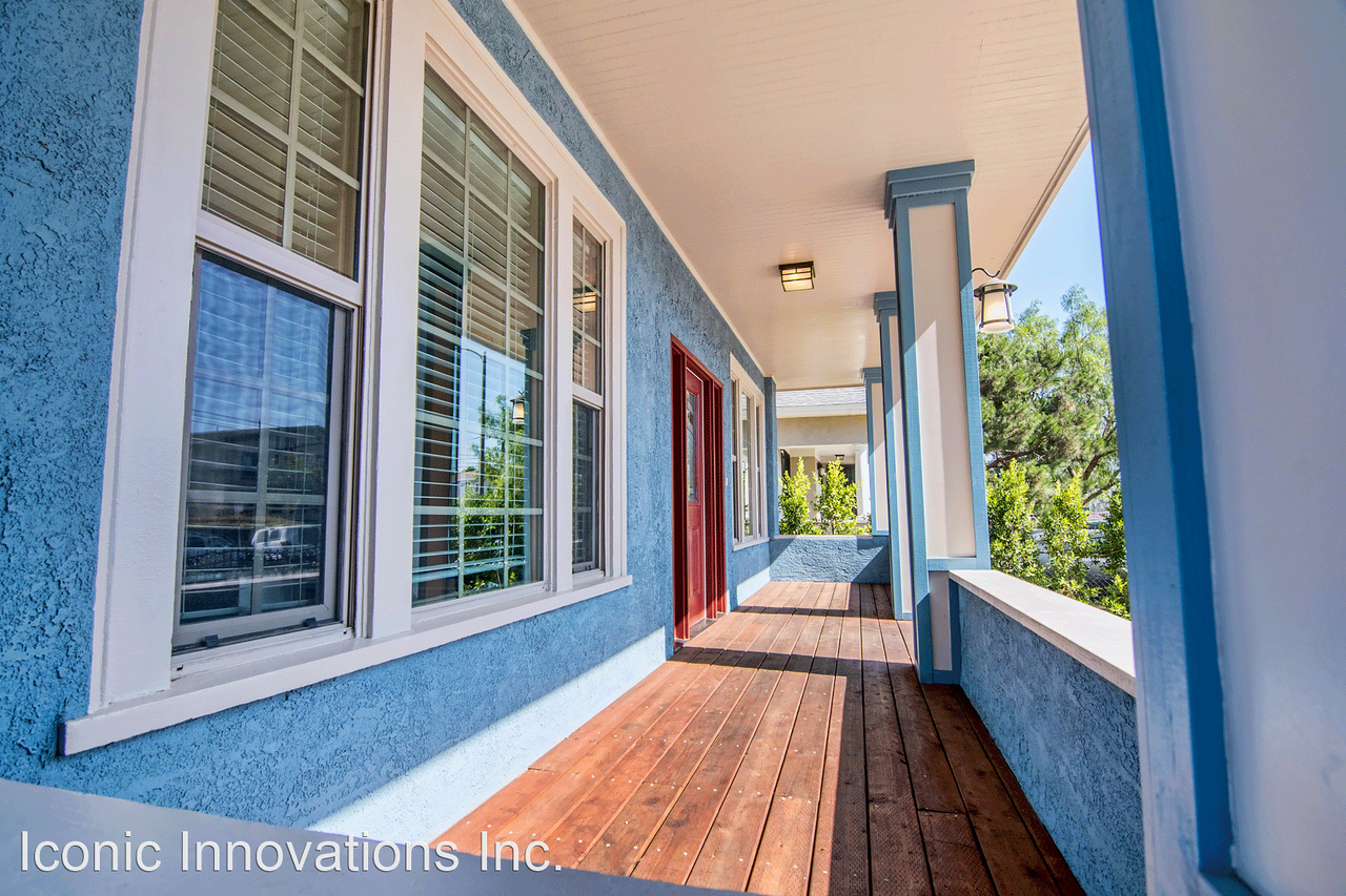 3425 Walton Ave - Photo 3 of 15