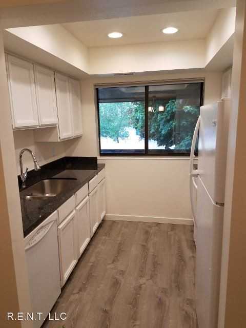 325 E 2550 N #15 - Photo 2 of 28