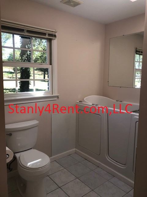 34838 Ellen Rd - Photo 7 of 14