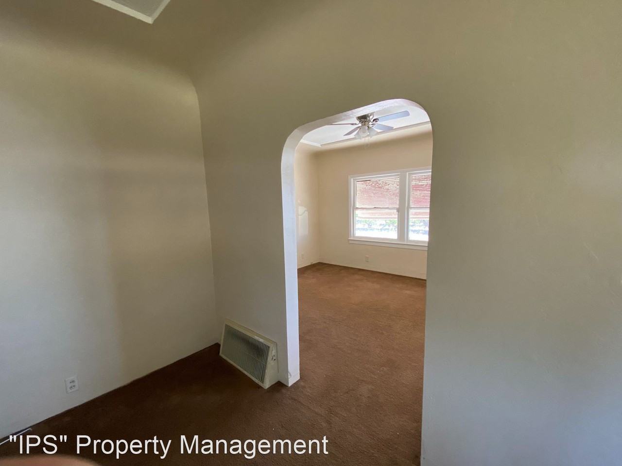 4434 N Rolinda Ave - Photo 3 of 16