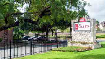 featured image of 5650 Grissom Rd