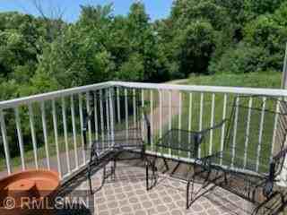 9442 Washington Cir - Photo 2 of 10