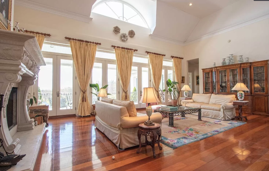 239 Pumpkin Lane - Photo 3 of 7