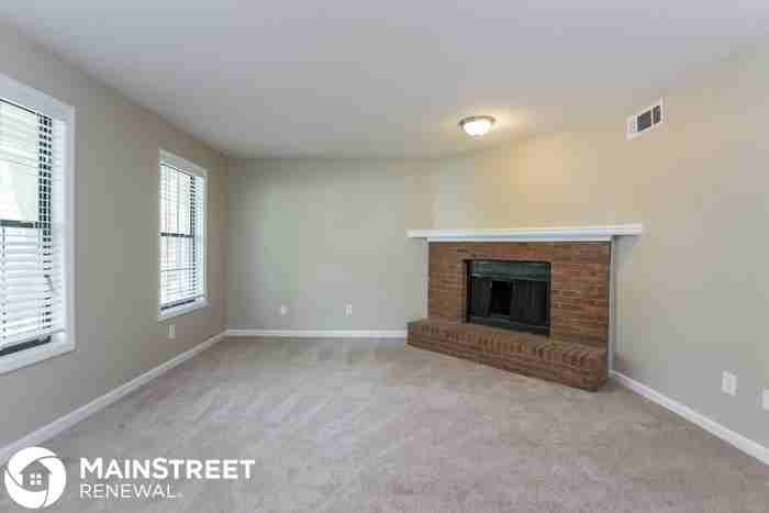 7055 Sand Wedge Cir Nw - Photo 2 of 13