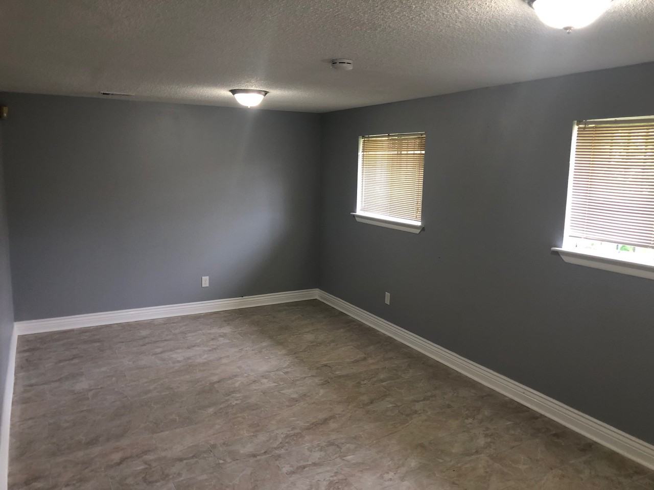 1108 Carmadelle Street - Photo 2 of 11