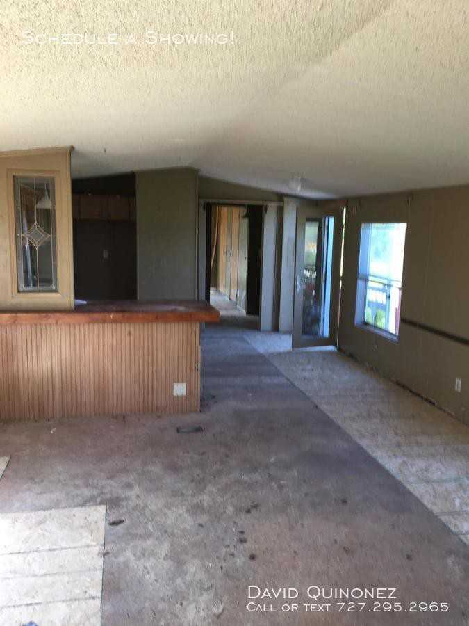 128 Brenda Dr - Photo 3 of 9