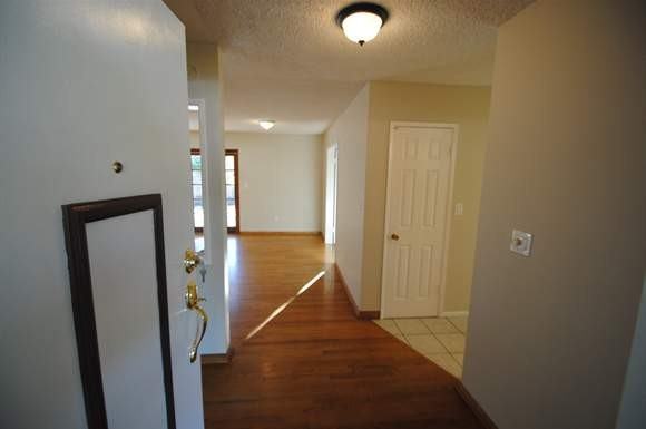 25577 Lomas Verdes St - Photo 3 of 14
