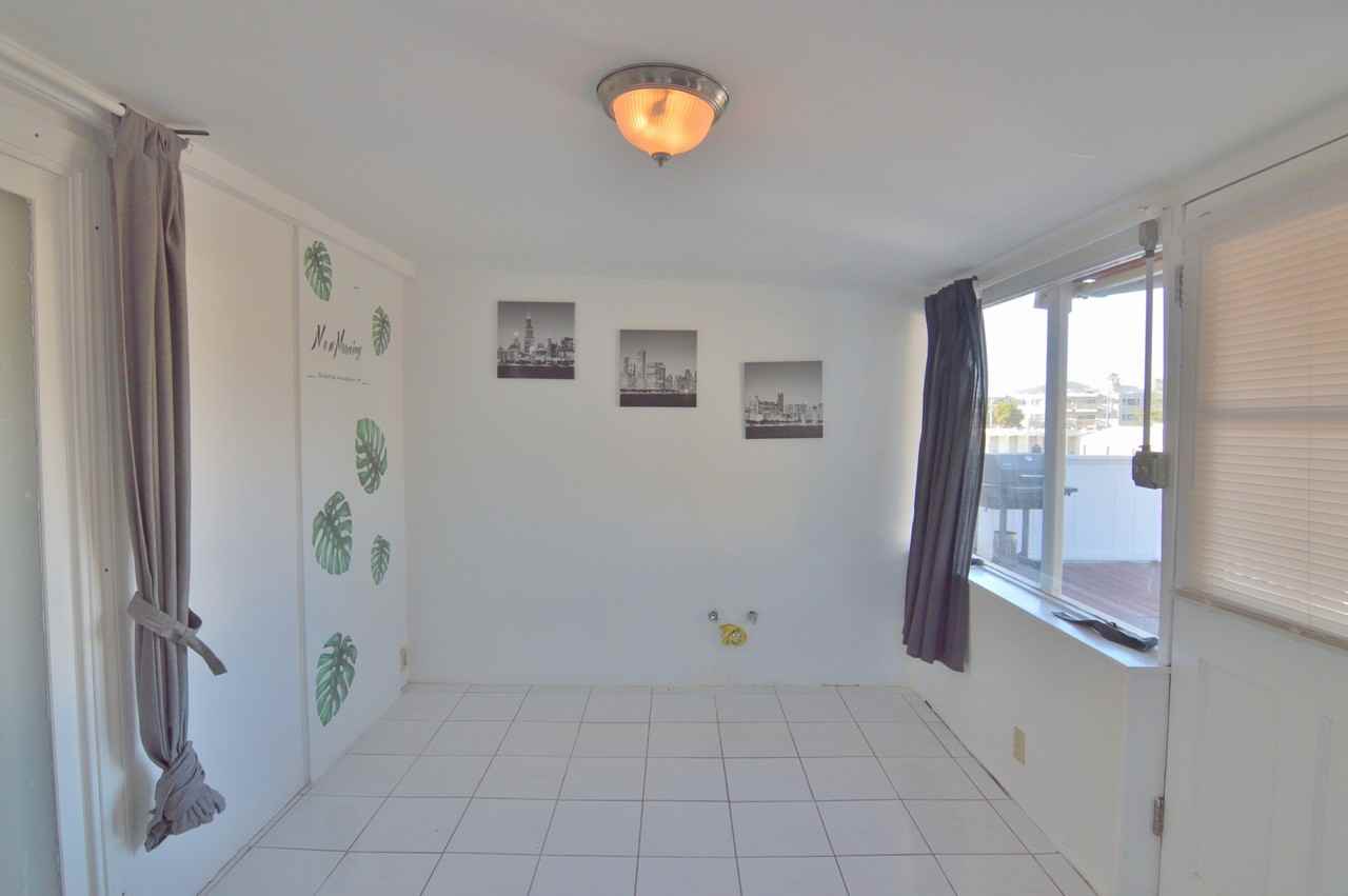 808 Ellis Drive - Photo 2 of 28