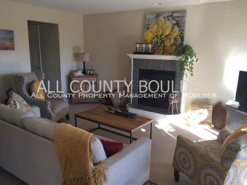 4852 Dakota Blvd - Photo 3 of 22
